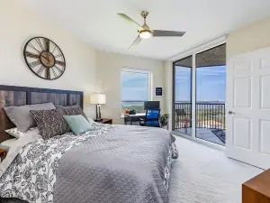 Luxury 3-Bedroom Condo with Gulf View – Naples/ Bonita Springs/Florida Getaway