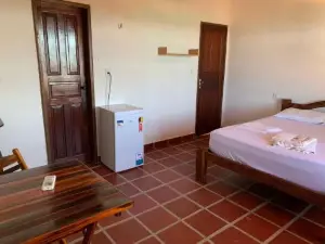 Bed & Breakfast - Hospedaria Morro Branco 3Min A PÉ Das FALÉSIAs