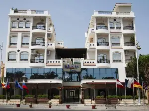 Elaria Hotel