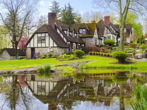 Hillbrook Inn