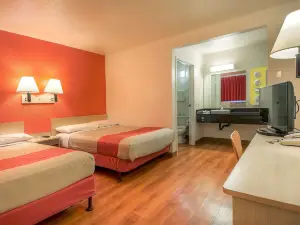 Motel 6 Chino, CA - Los Angeles Ontario