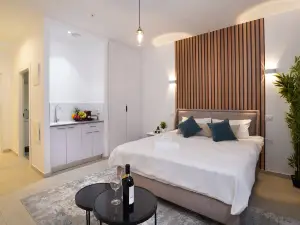 Hi - Yam SeaView Apartments & Suites