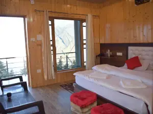 Pine Palace Homestay