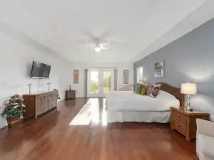 Villa S&G: Spacious 5 bedroom, family vacation home.