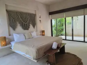 APSARA JUNGLE BUNGALOWS AND VILLA