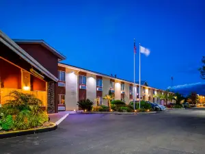 Best Western Plus Corning Inn