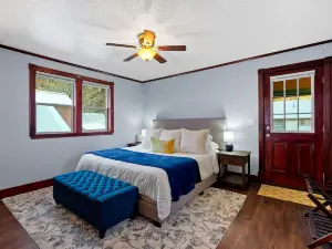 Pulaski Trail Escape / Fully Stocked Kitchen / Sleeps 18 w Off Street Parking