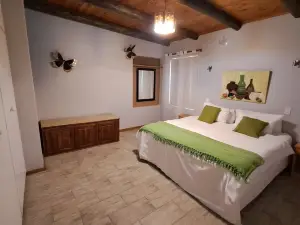 Plottie Self-Catering