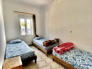 拉霍亞旅舍