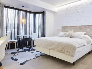Oniro - Luxury Rooms & Wellness Suites