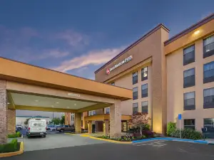 Best Western Plus Fresno Airport Hotel