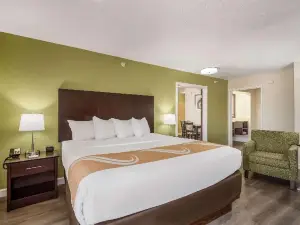 Quality Inn & Suites Quincy - Downtown