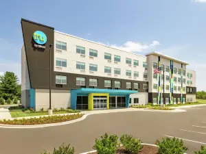 Tru by Hilton Martinsburg