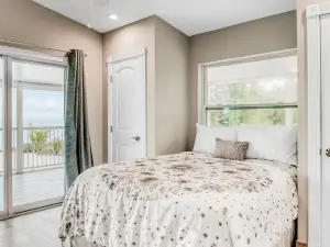 Keys To The Kingdom! Private Oceanfront Retreat with Beach and Pool