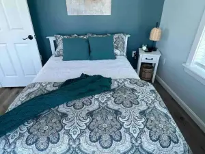 New 2-bed apartment with Panoramic Views of Downtown Lubec and Campobello Island