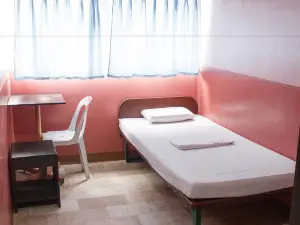 GV Hotel - Baybay
