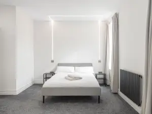 Modern Brixton Flat 2