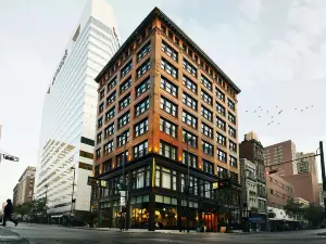 Kinley Cincinnati Downtown, a Tribute Portfolio Hotel