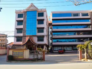 Anoulackkhenlao Hotel