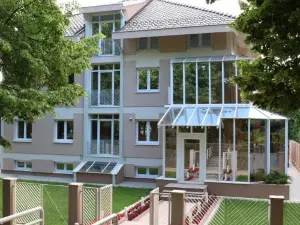 Grand Park Rooms & Apartments