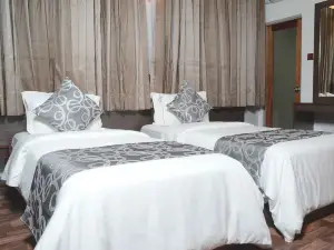 North Edge Inn