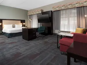 Hampton Inn & Suites Raleigh Downtown