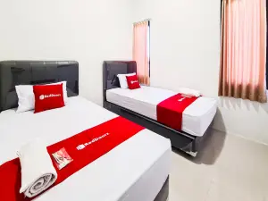 RedDoorz near Stasiun Purwokerto 2