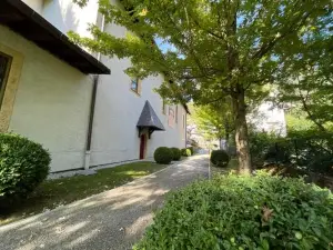 un nid sous les toits