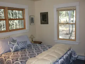 New Secluded Deer Isle Cottage With Island Views - Quiet Woodland Retreat