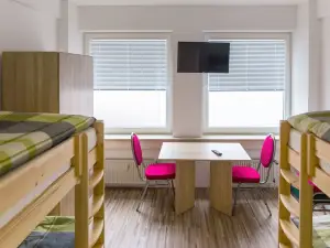 BHQ - BoardingHouse 奎克博恩- 旅館
