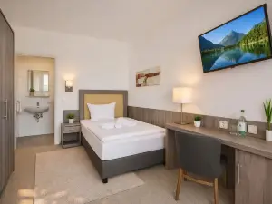 Sunny Hotel Regenstauf