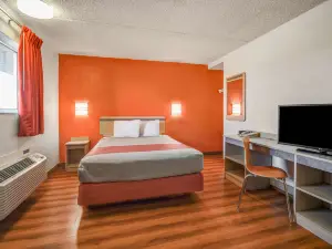 Motel 6 North Ridgeville, Oh - Cleveland Intl Airport - N Ridgeville