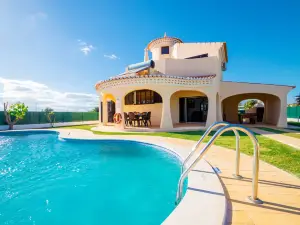 Villa Ushuaia - Casa Charmosa Com Piscina aquecível e BBQ