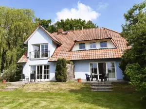 Ferienwohnungen Blaues Haus, Putbus