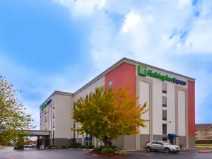 Holiday Inn Express & Suites FAYETTEVILLE-UNIV OF AR AREA by IHG