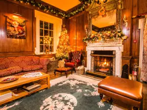 Peterstone Court Country House Restaurant & Spa