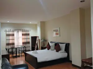 Castle Dreams Hotel