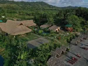 Makai Beach Hostel