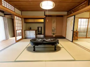 大正の宿　浪漫邸