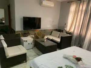 1Bed Apartment - Parking Wifi Balcony BBQ