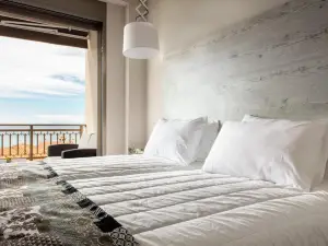 Royalty Suites Loft