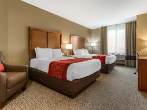 Comfort Inn & Suites Near Mt Rushmore