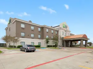 Holiday Inn Express & Suites KINGSVILLE by IHG