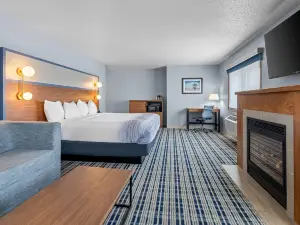 AmericInn by Wyndham Sturgeon Bay