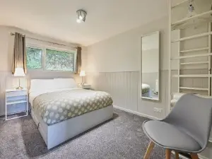 Host & Stay - Robin's Nest
