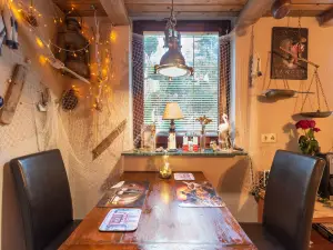 Charmante Ferienwohnung in Wismar Mit Garten