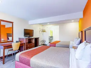 Pendleton Inn and Suites