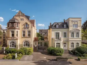 บูทีคโฮเทล ดรีเซิน วิลล่าโกดส์แบร์ก