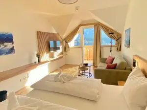 Grimming View I