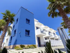Sundeck Hotel